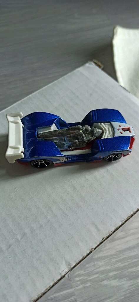 Hot Wheels İmparable 2011 - 5