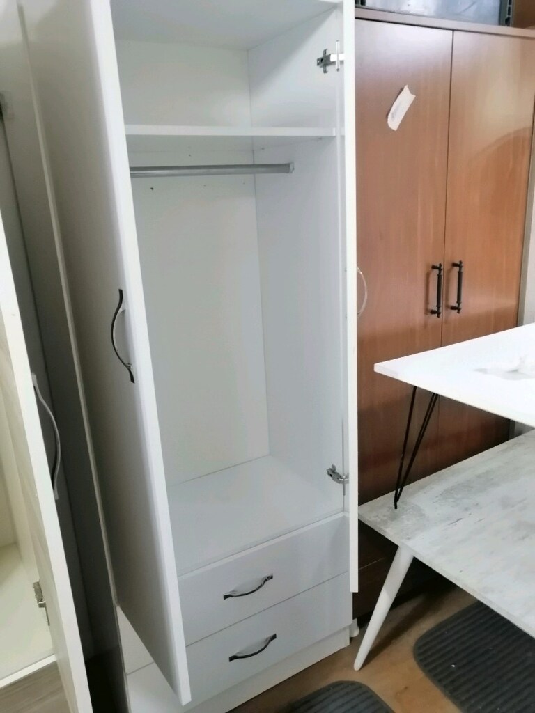 iki kapılı 2 çekmeceli askılıklı gardırop - 4