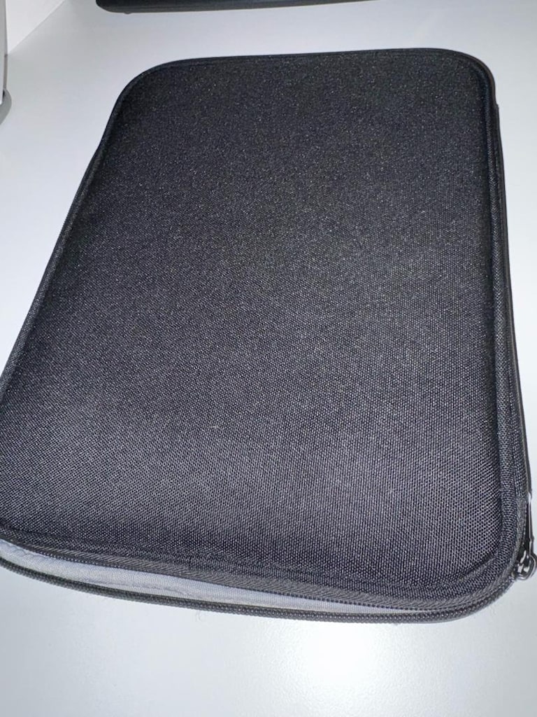 Apple iPad 10. Nesil 10.9” Wi-Fi 64 GB Gümüş + Apple Magic Keyboard - 6