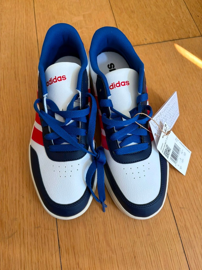 Yeni Orjinal Adidas spor ayakkabi
