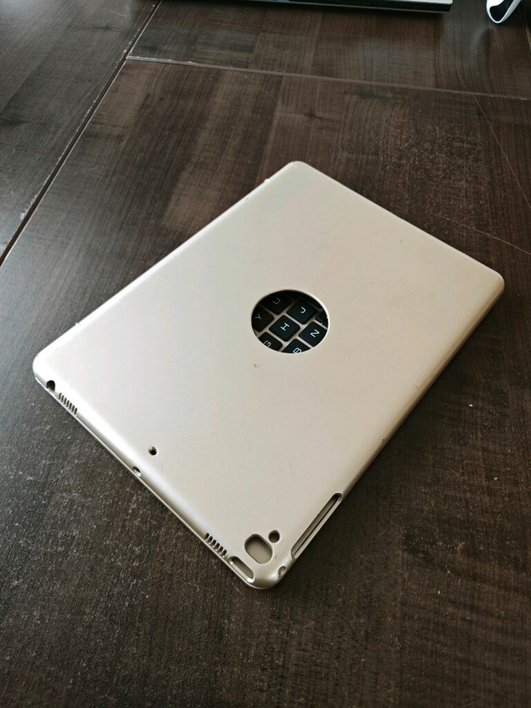 İPAD BLUETOOTH KLAVYE - AİR 2 - İPAD PRO - İPAD 6 - İPAD 5 - 2