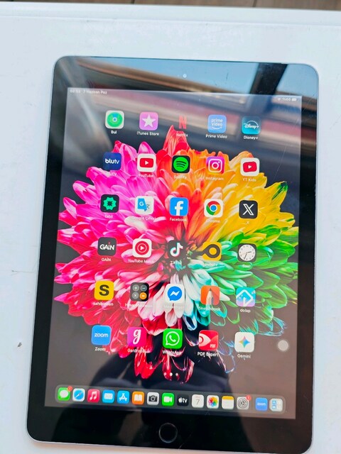 iPad 5 Nesil 128 GB TR