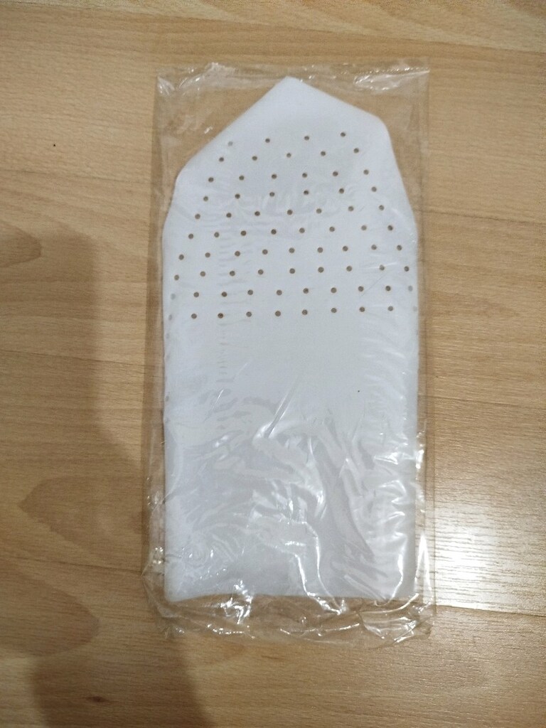 Sıfır kutusunda yurtdışından alındı ütüleme sırasında kumaş koruyucu. - 3