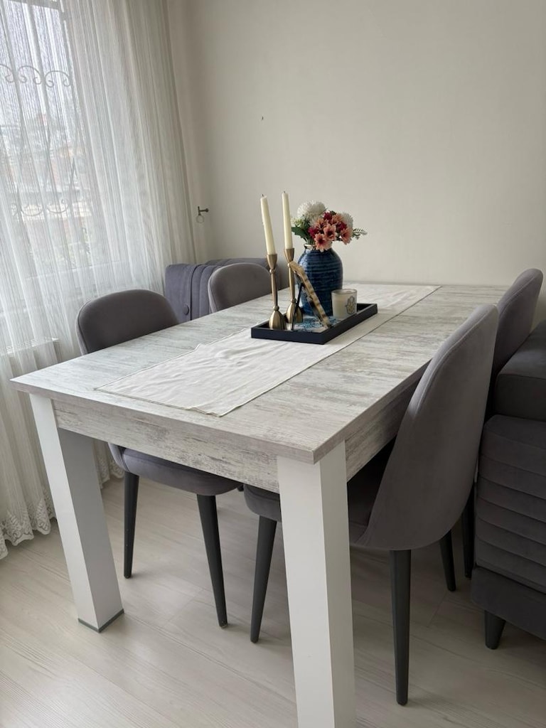 Beyaz Ahşap Desenli Yemek Masası ve sandalyesi - 2