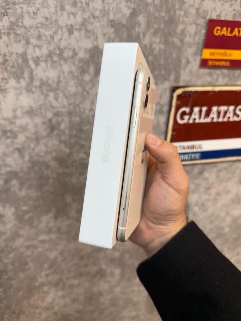 iPhone 11 yurtiçi kutulu hatasız çiziksiz pil 86 işlemsiz - 2