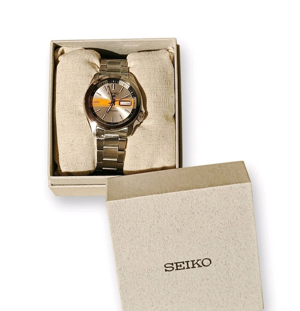 Seiko 5 Sports "Vintage Car / Retro GT" Special Edition SRPL49K1 - 5