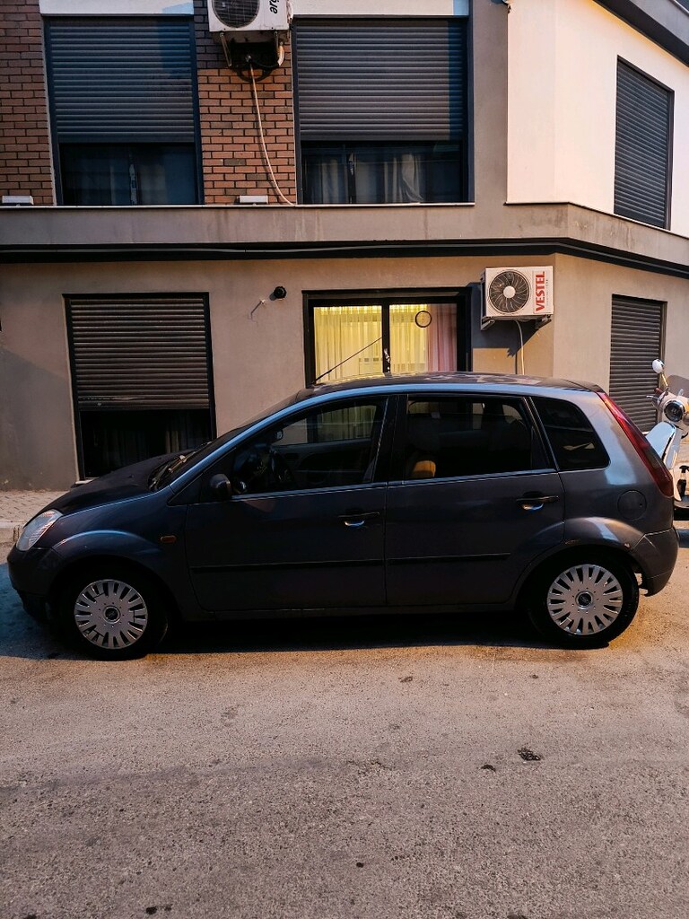 Sahibinden Değişensiz Otomatik Ford Fiesta Klimalı 1.4 Dizel 2005 MdL - 6