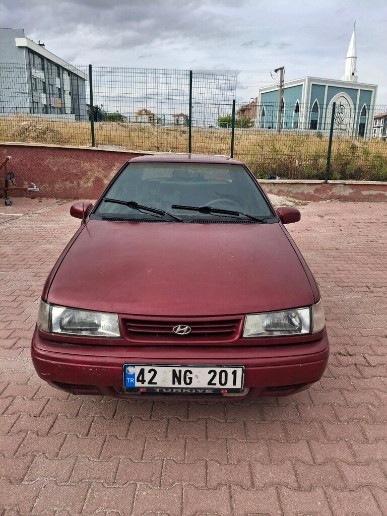 Hyundai 94 exell GLS - 2