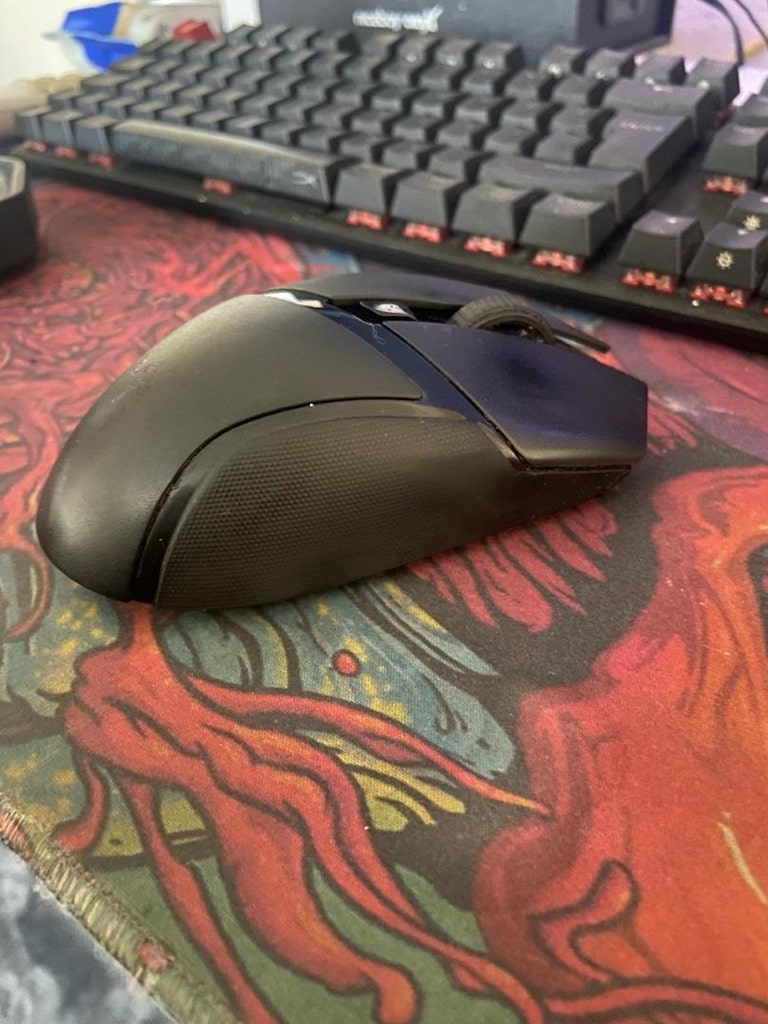 Razer BasiliskXHyperspeed 16.000 DPI - 3