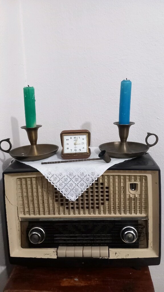 Avrupa seyahat saati. Alarımlı , takvimli - 9