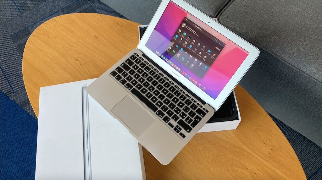 TAKAS İMKANI MacBook Air 11.6" Intel i5 İşlemci 250GB SSD KUTULU - 3