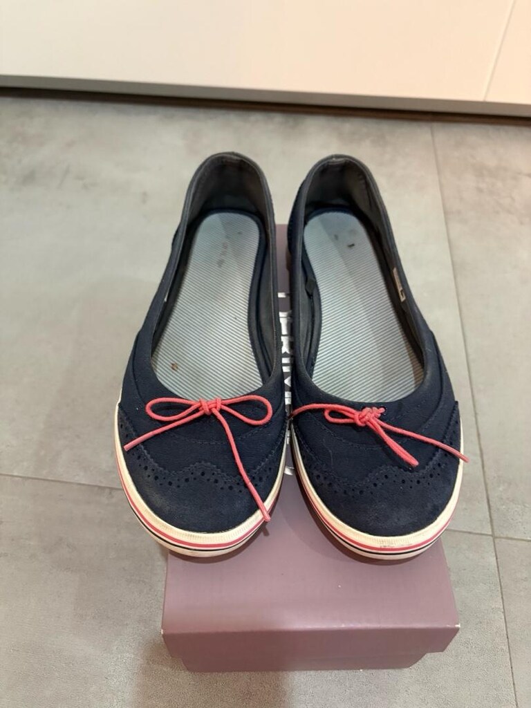 orjinal lacoste babet 40 numara