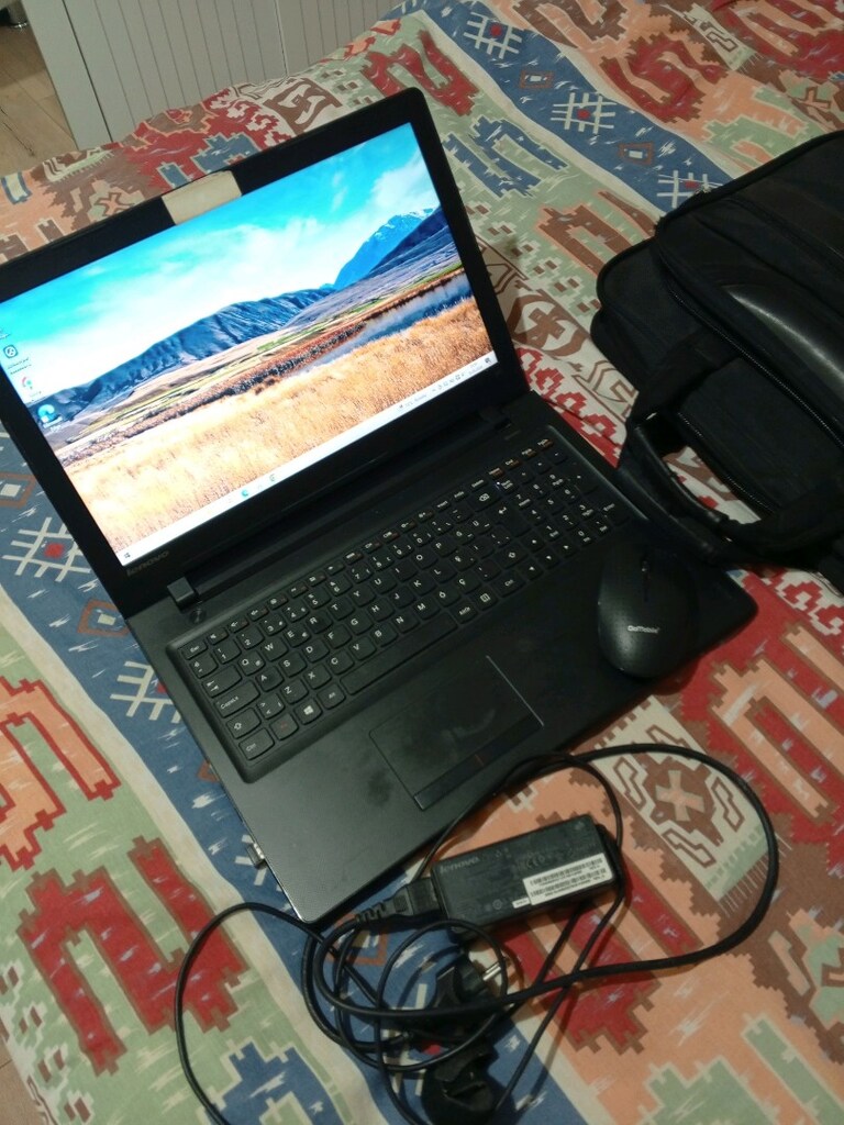 LENOVA LAPTOP - 4