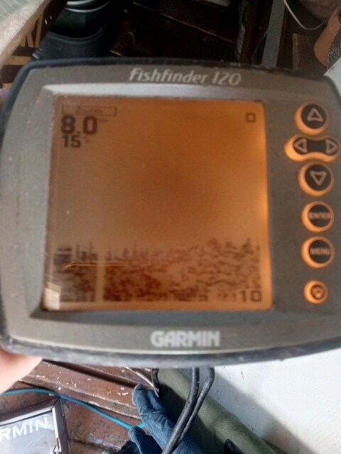 GARMİN fishfinder120 balık bulucu
