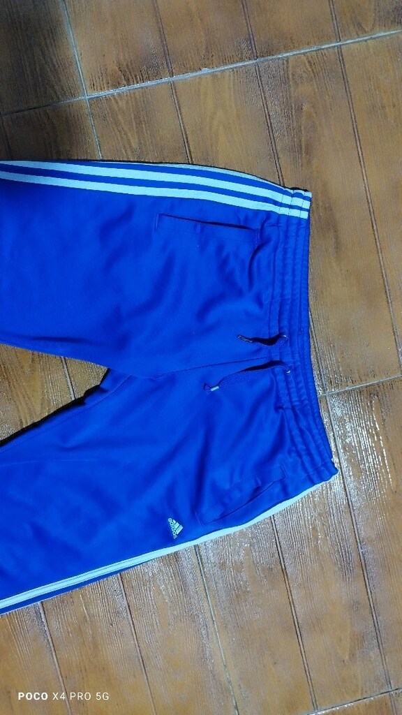 #Adidas orijinal likralı eşofman...Az pamuklanmaEni çekilince 50; Boyu