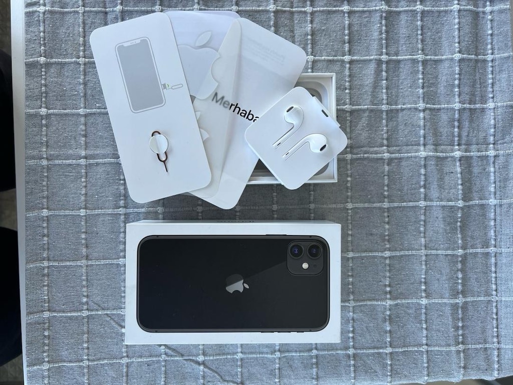 İPHONE 11 64 GB