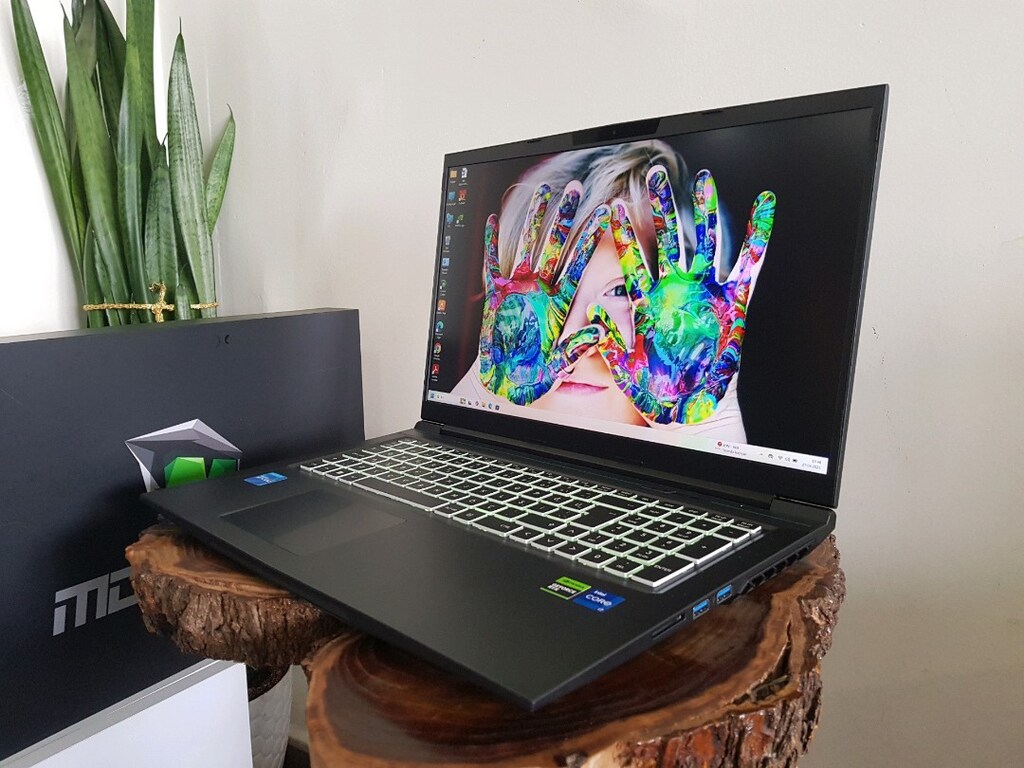 Monster Tulpar T7 i7-12700H 20 CPU RTX 4060 E.K 32 GB RAM 1 TB SSD 17" - 3