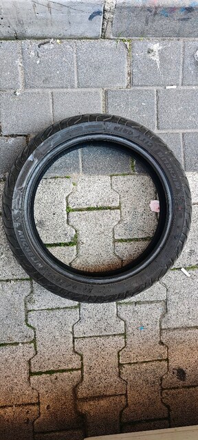 Michelin Forza Xmax ön lastik 120/70/15