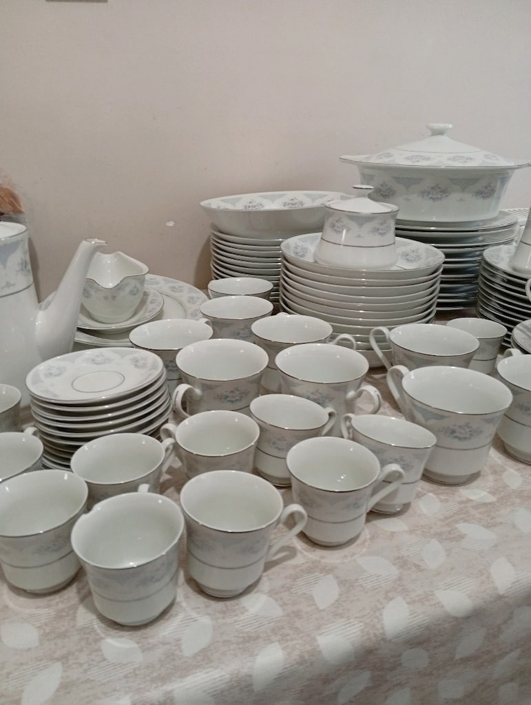 12 kişlik yemek takımı - 6