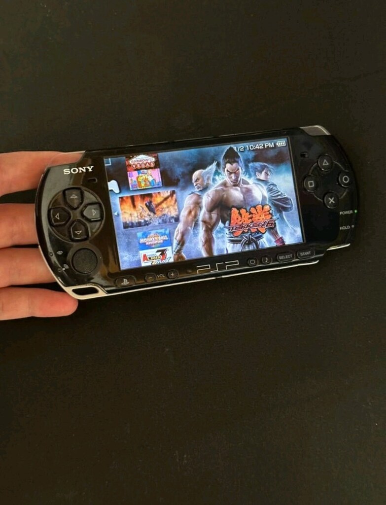 SONY PSP SLİM 32 GB + 55 TANE OYUN YÜKLÜ TEMİZ CİHAZ SORUNSUZ ÇALIŞIYO - 4