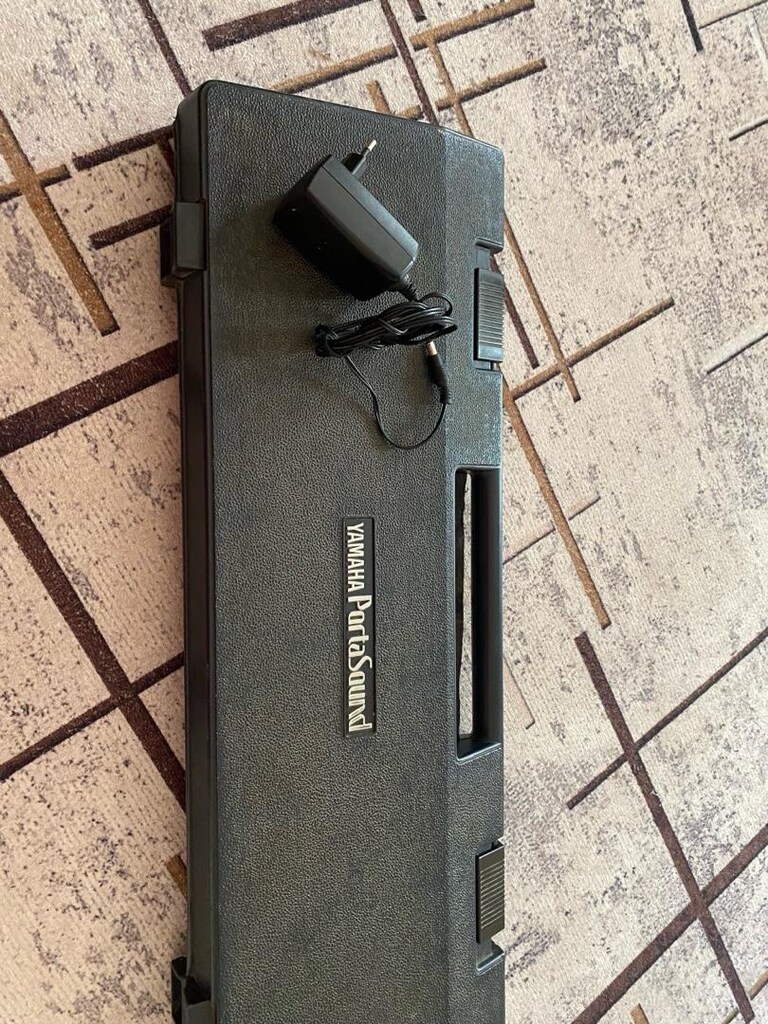 Yamaha PortaSaund - 9