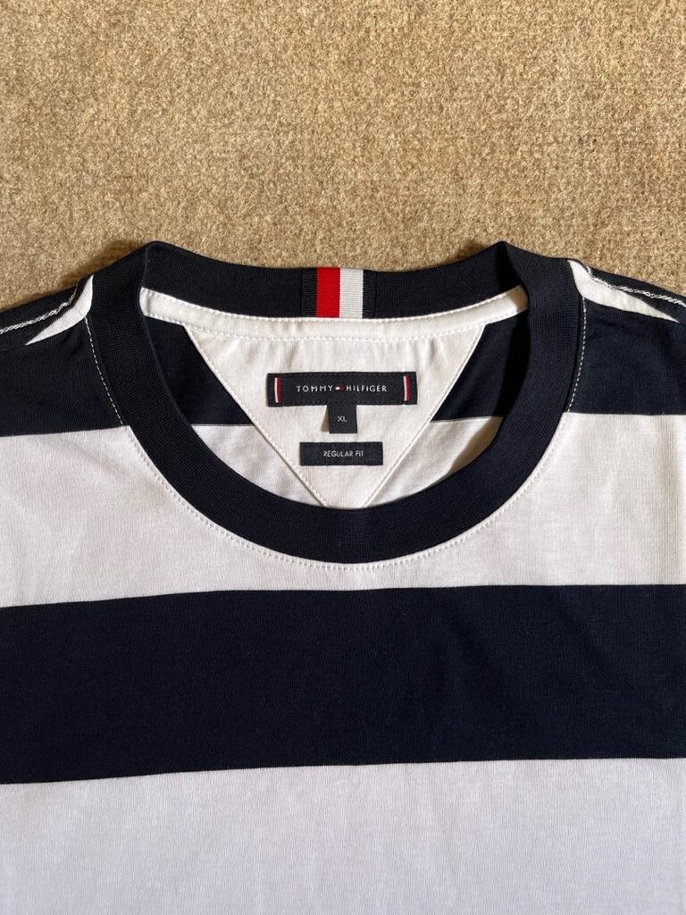 Tommy Hilfiger T-shirt — görsel 2/4