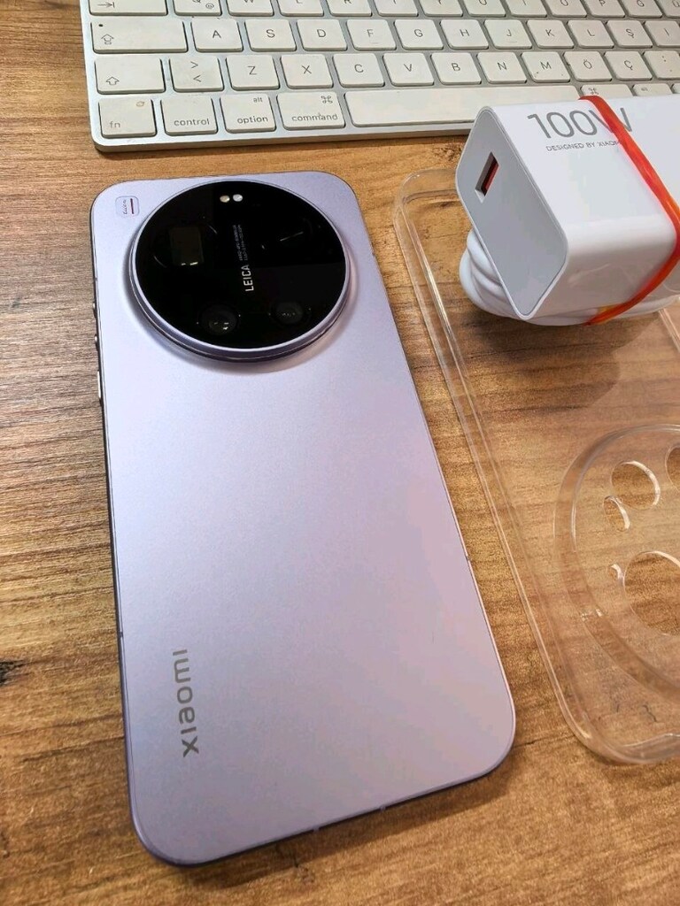 XiaoMi 17 Ultra Global Server Kayıtlı 512 GB 100W Orjinal Şarj Ve kılf - 2