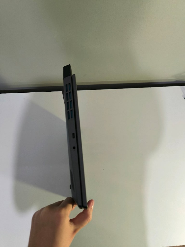 LENOVO LOQ RTX 4060 / i5-12450H /16GB RAM 512GB SSD - 6