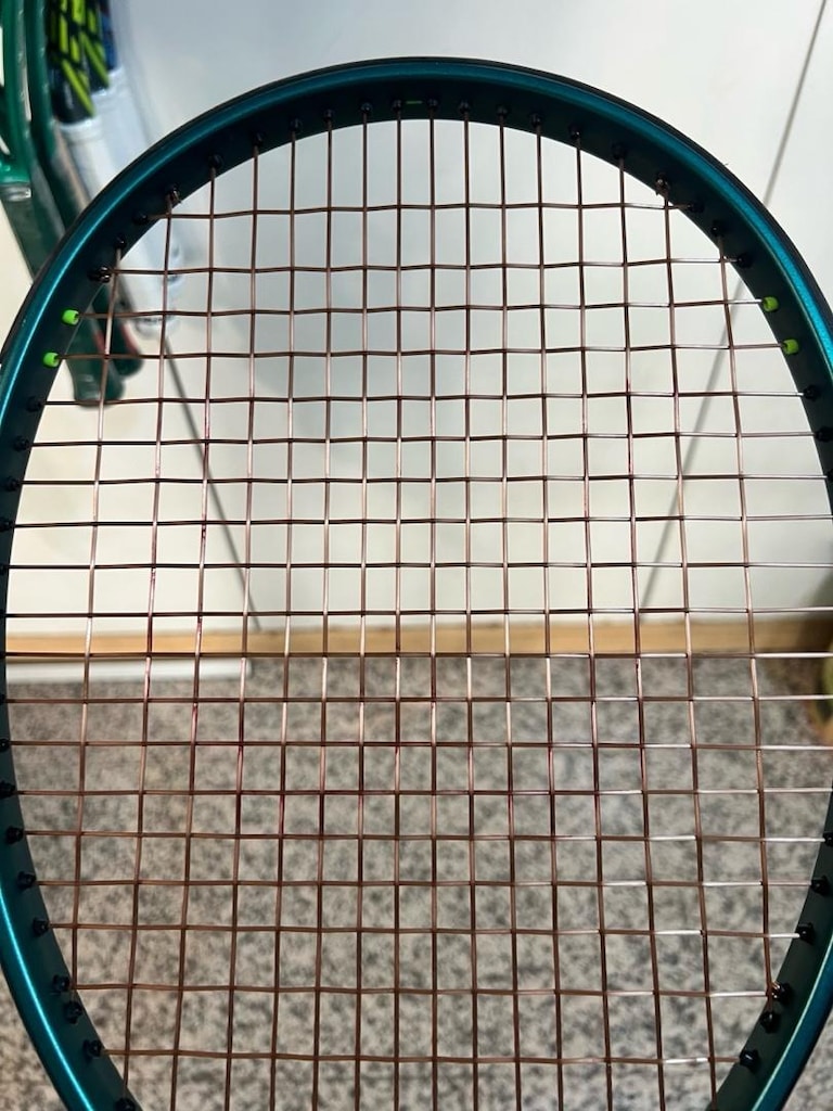 Çok Temiz Wilson Blade V9 tenis raketi - 2