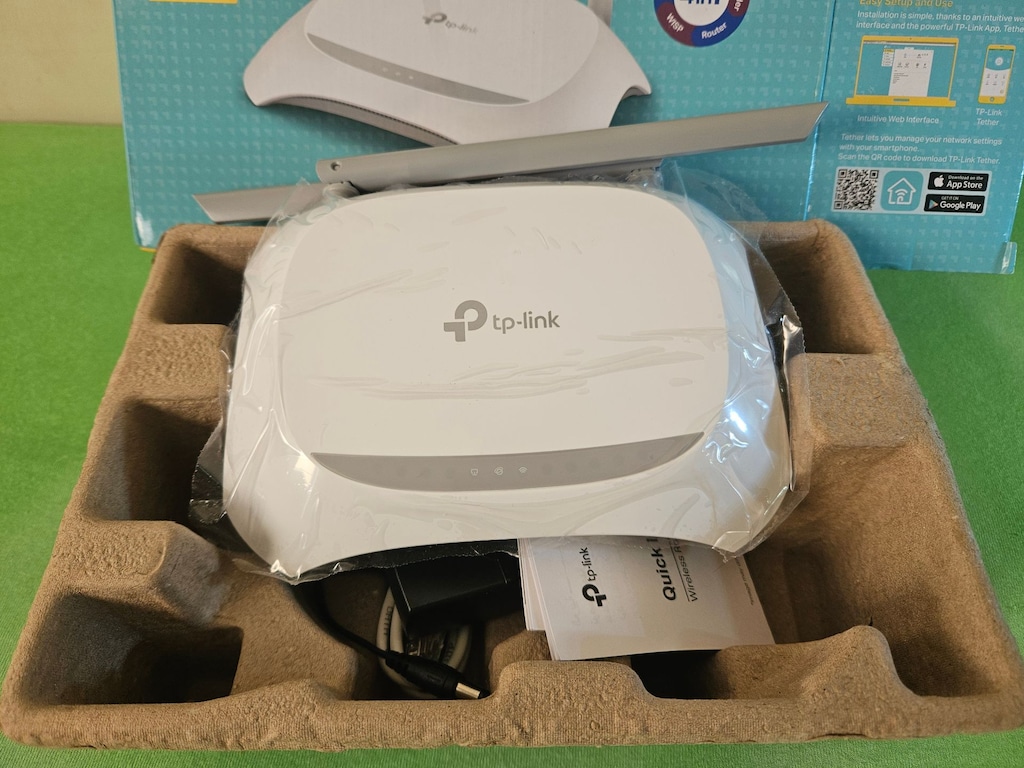 TP-Link TL-WR840N router - 4