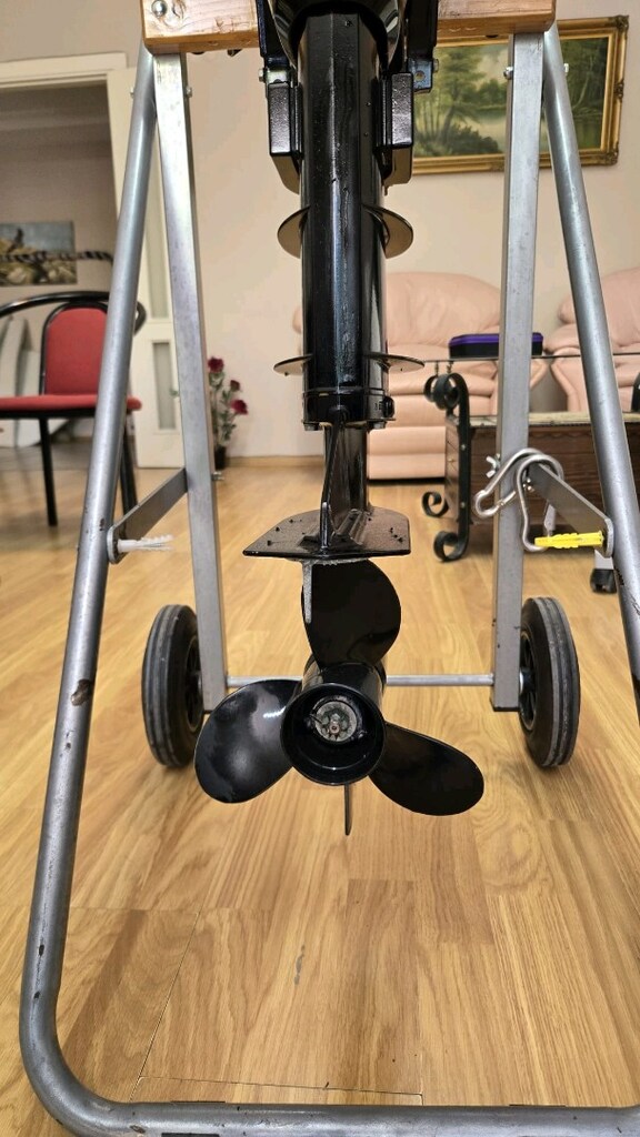 Mercury 9.9 HP temiz - 2