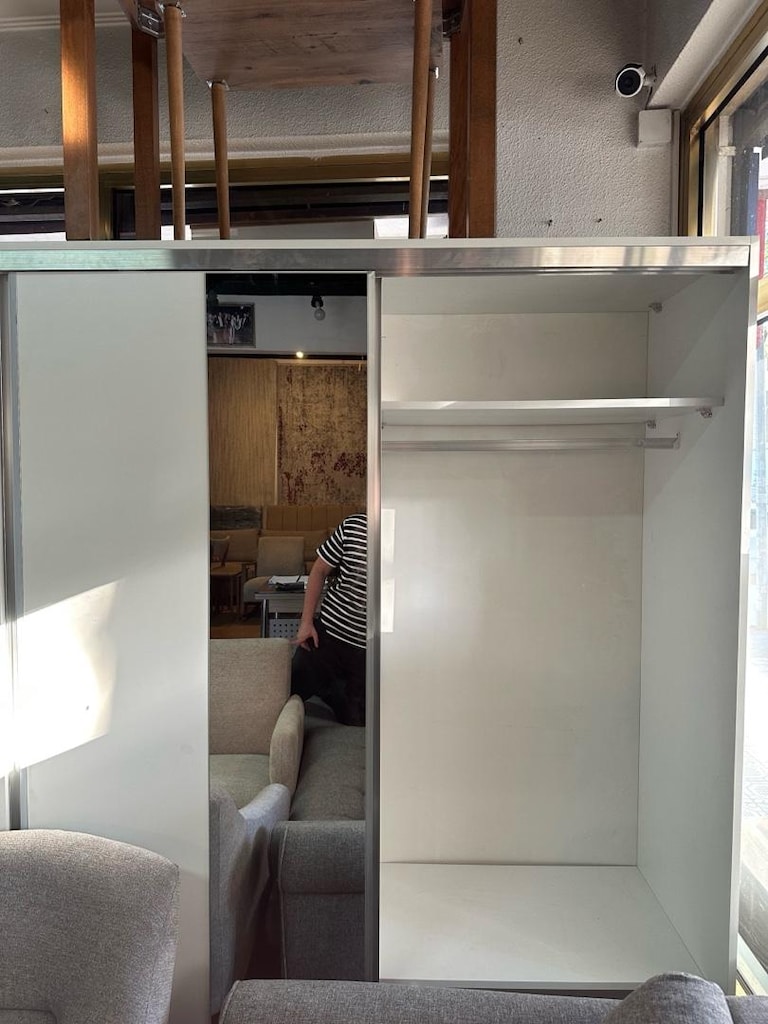 Sıfır.. Mdf Ahşap 160x210 Sürgülü Milano Dolap - 2