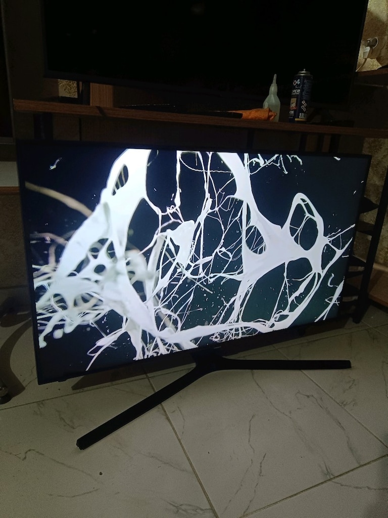 Samsung 4k 109 ekran ultra HD tizen TV - 3