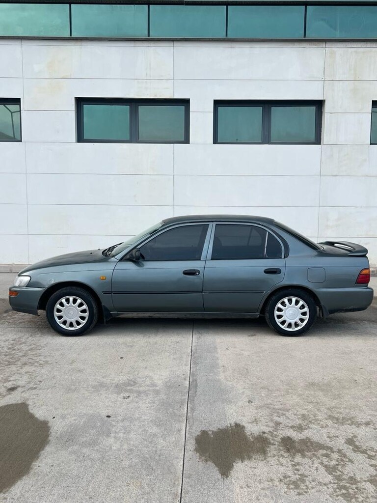 Toyota Corolla - 3