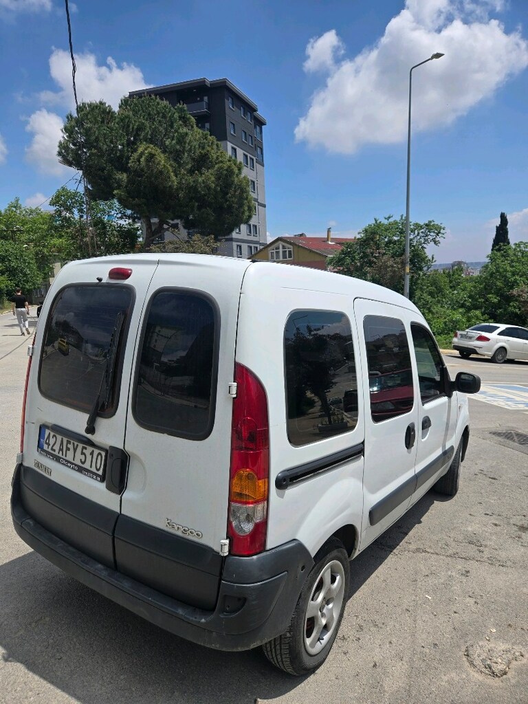 2010 KANGO 1.5 DİZEL MOTOR MEKANİK SIFIR 2+2KOLTUKLU CAMLI - 5