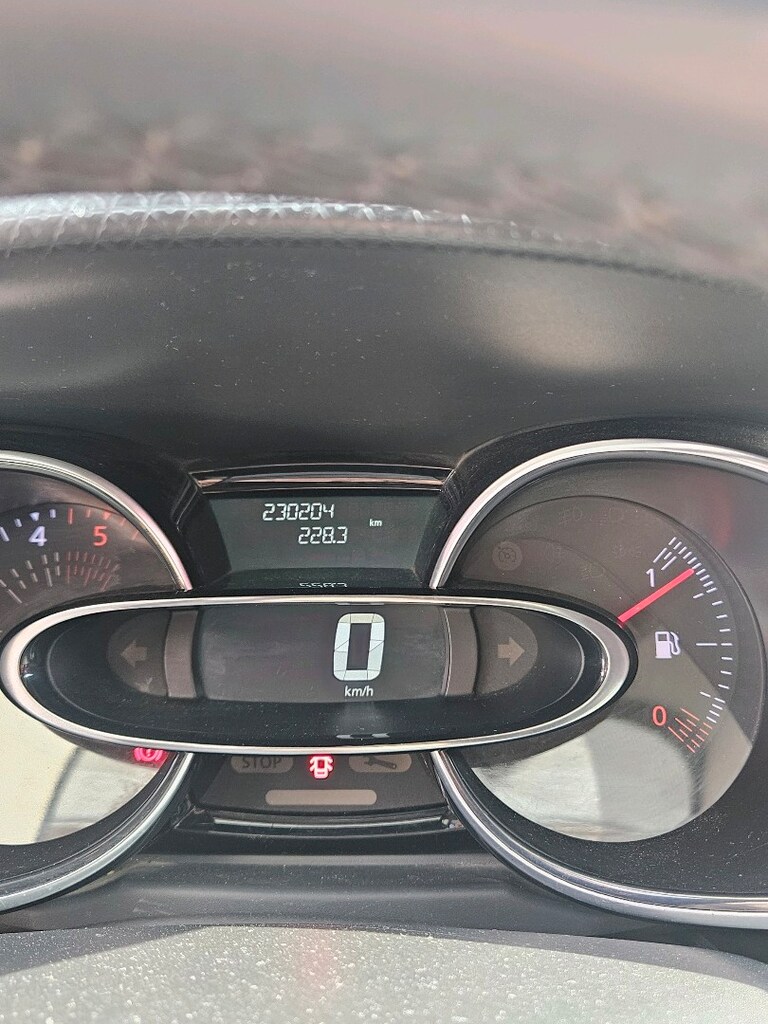 Değişensiz Clio 2017 1.5 dci - 14
