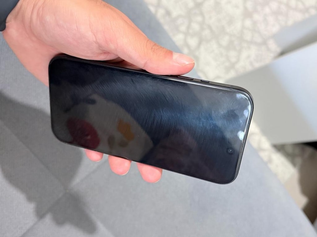 Iphone 15 - 4