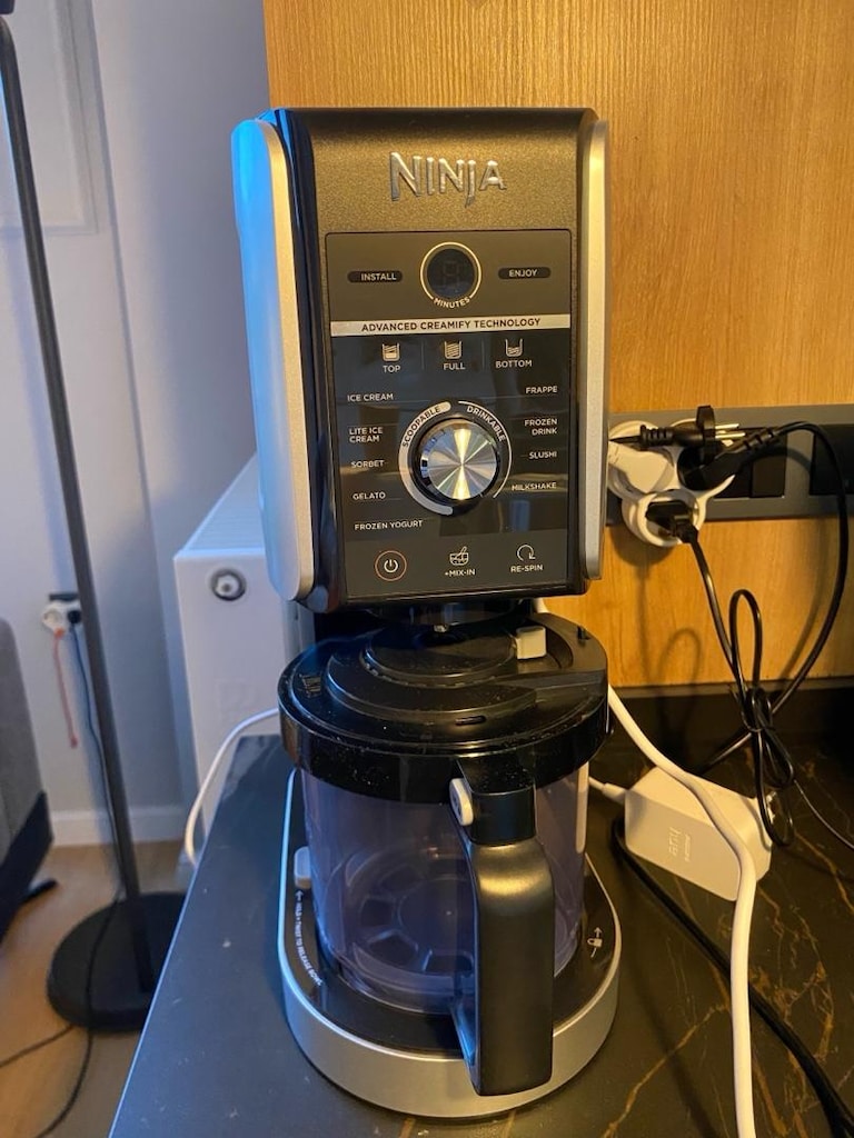 Ninja Creami Deluxe Dondurma Makinesi