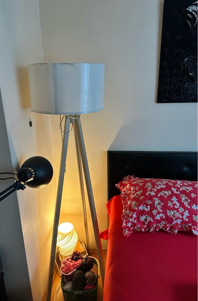 Arçelik Buzdolabı,Ocak,Fırın,Ahşap Ünite,Kitaplık, Ses Sistemi,Ütü, - 12