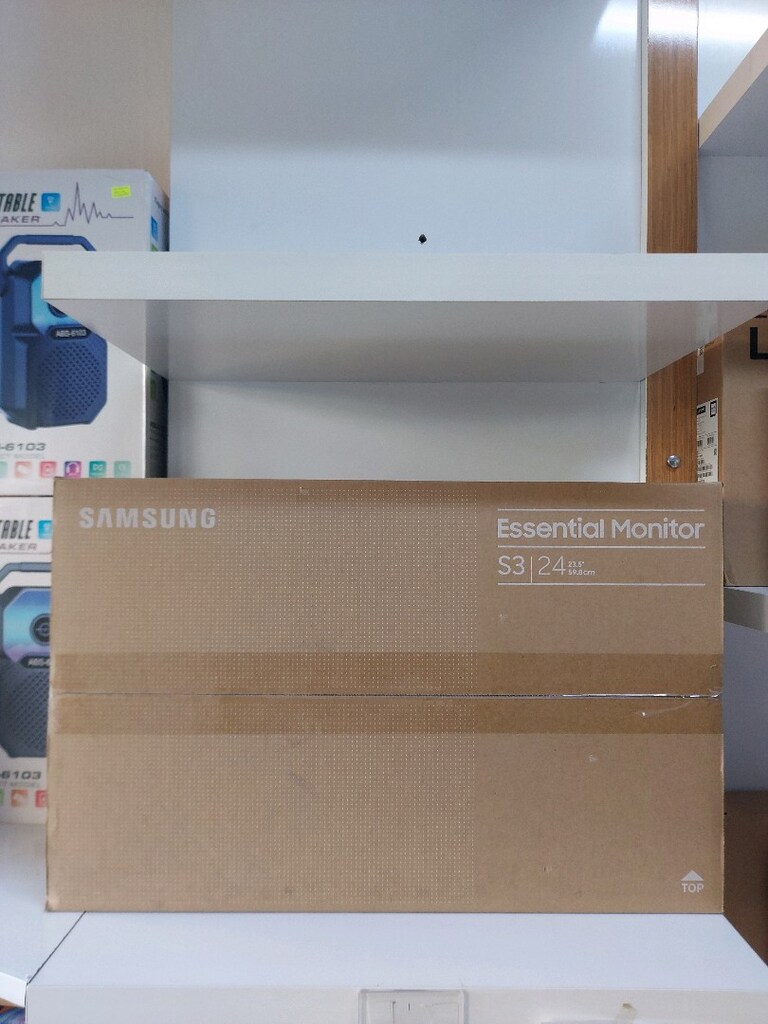 Samsung 180Hz 1 Ms Monitor - 3