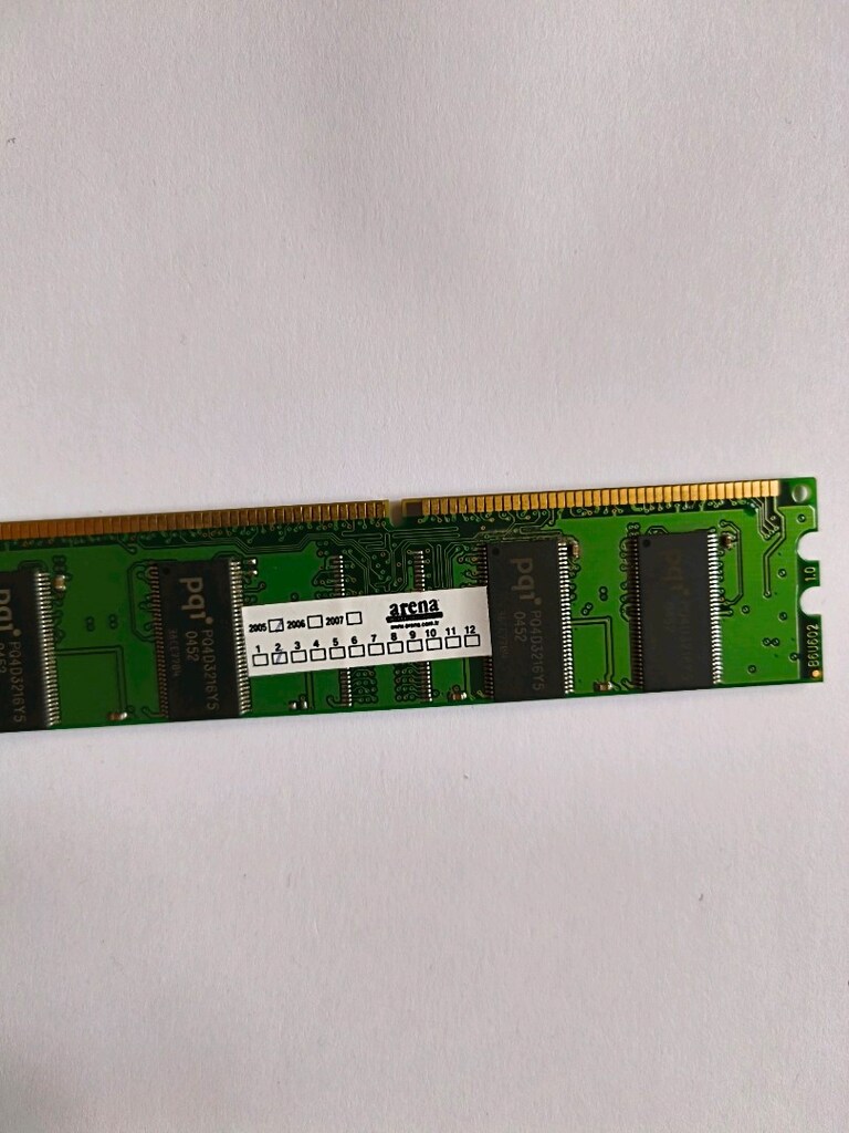 DDR. 400 MHZ512 MB - 3