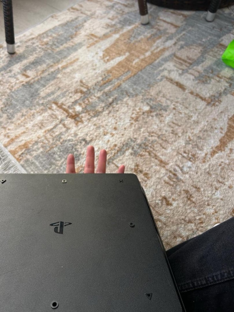 Ps4 slim 1 tb - 8