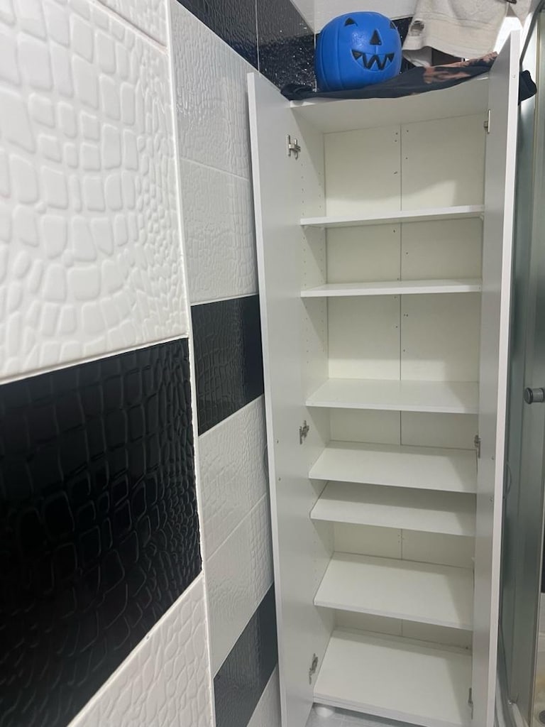 GIDA DOLABI. ACİLL ALINMASI Lazım - 2