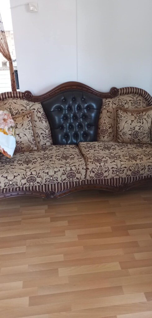NOSTALJİK KENARLARI OYMALI KUMAŞLARI YENİ DEĞİŞTİ 50 YILLIK KOLTUK TK - 4