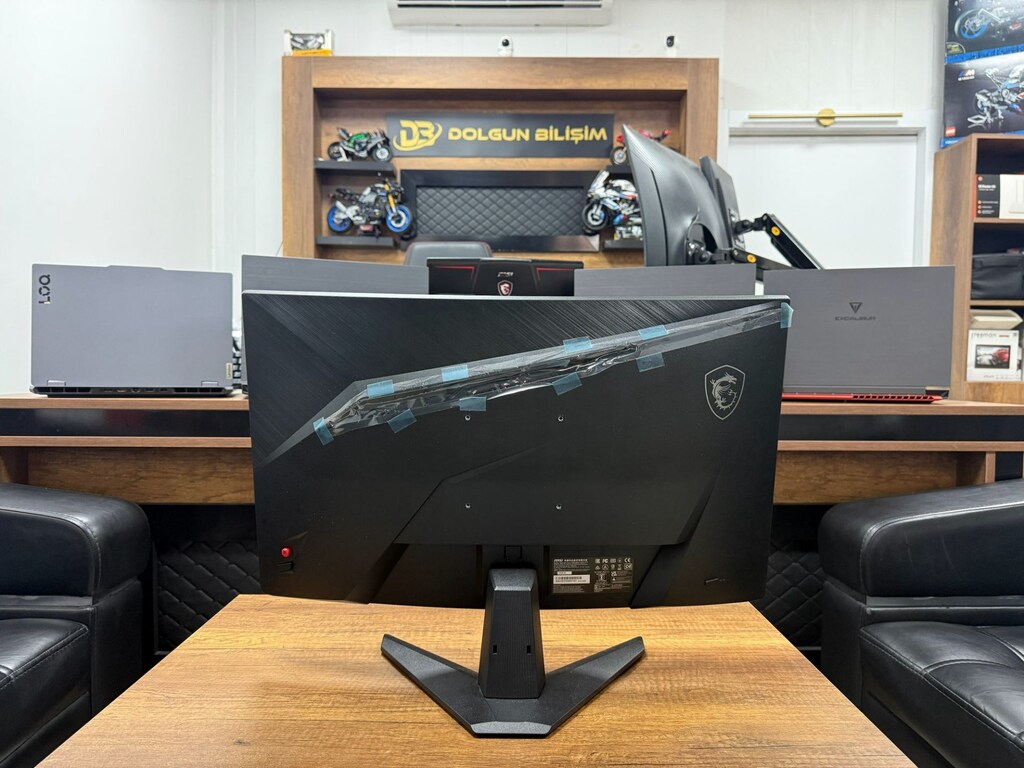 MSI MAG 274CXF 27" 0.5 ms Full HD Curved 280Hz Oyuncu Monitörü - 4