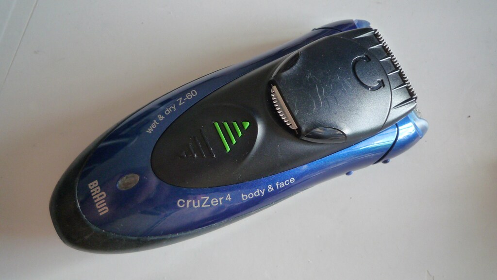 BRAUN CRUZER 4 Z60 SAKAL VÜCUT EPİLASYONU TRAŞ MAKİNESİ - 3