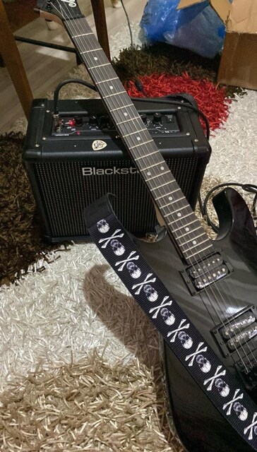 jackson js11 dinky+blackstar stereo 10 amfi