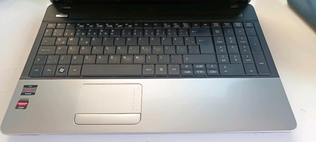 Acer Laptop Diz üstü bilgisayar Çok temiz ilk günkü gibi. - 2