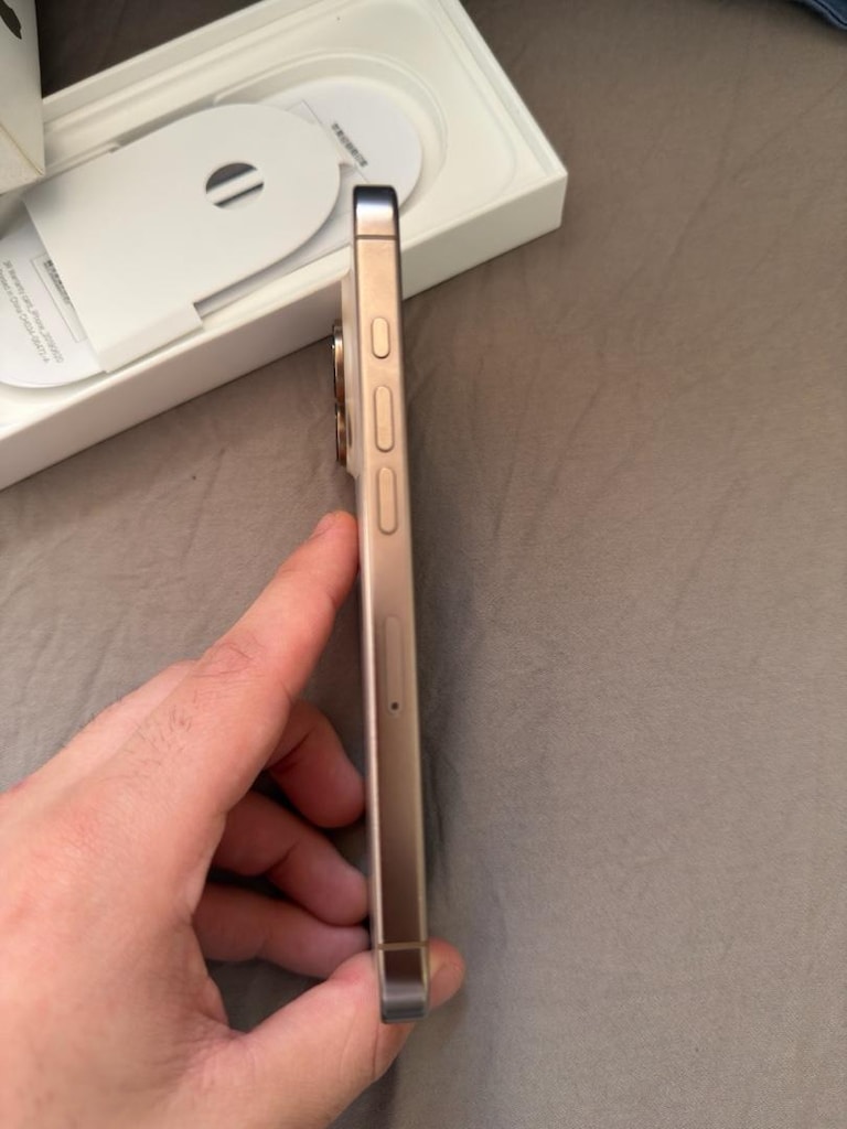 İphone 16 pro - 2