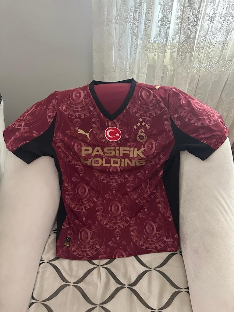 Galatasaray Puma 2025/2026 Alternatif Forma Kullanılmamış Acil Satılık - 3